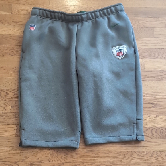 Nike Gray NFL Equipment Men's Shorts - Picture 1 of 3